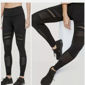 Lululemon Athletica Black Performance Leggings with Mesh Accents
